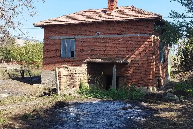 Small one-storey house in Staro Selo village, Silistra region
