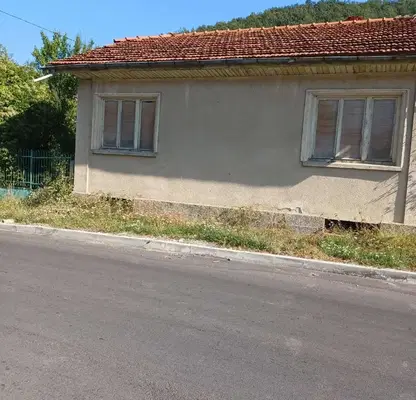 Photo 3 — 4-room house in Velchevo village, Lovech region with large yard