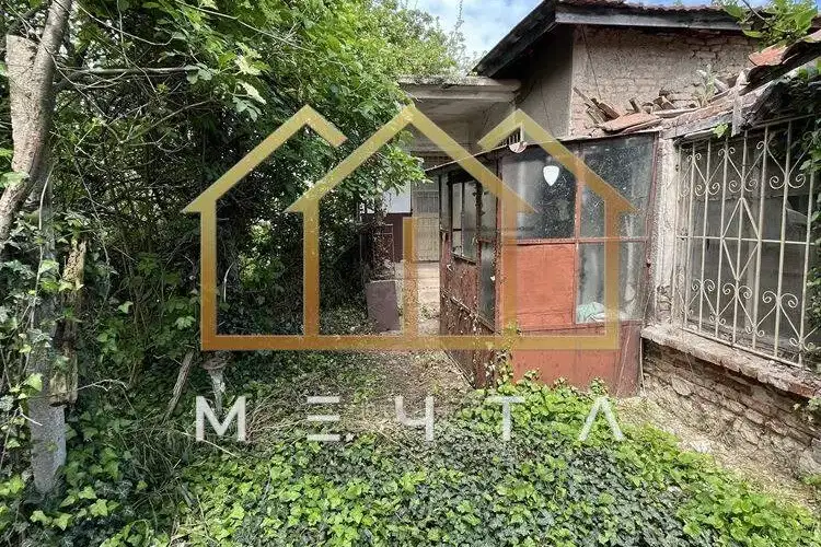 House in Plovdiv, Vinica