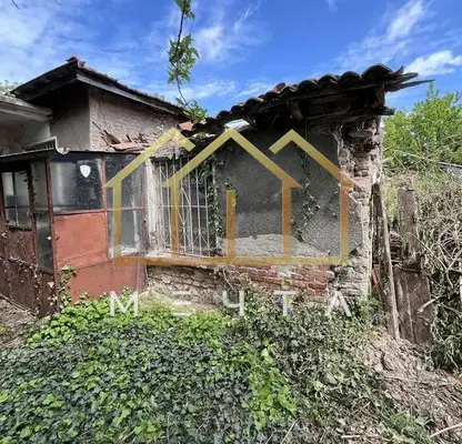 Photo 2 — One-story house with yard in Vinitsa village, Plovdiv region