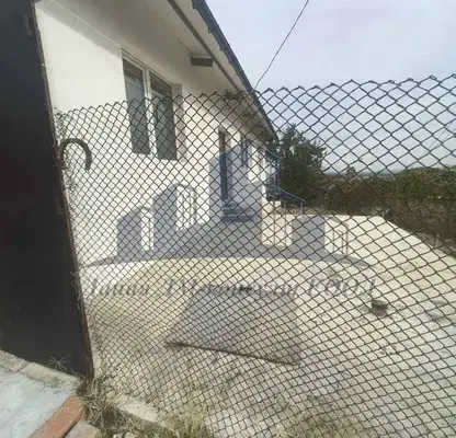 Photo 3 — One-story house with 2 rooms in Kurshun cheshma, Shumen