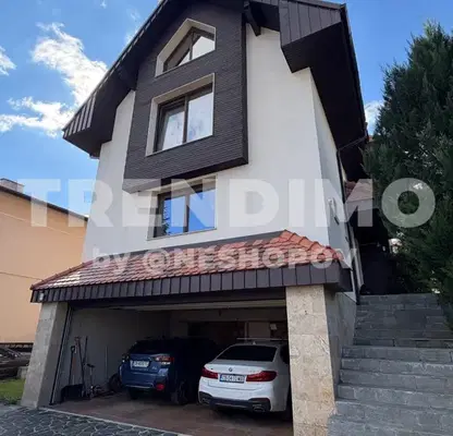 Photo 2 — Three-storey house with yard and garage in Dragalevtsi, Sofia