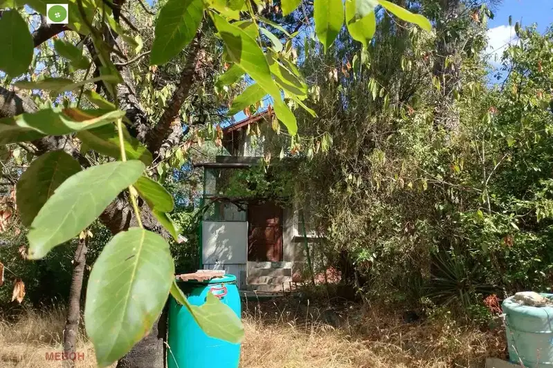 House with 3 bedrooms and gazebo in Rapishte, Svoge