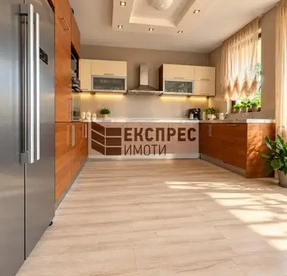 Снимка 2 — Просторна 4-спална къща с голям двор в м-т Боровец - юг, Варна