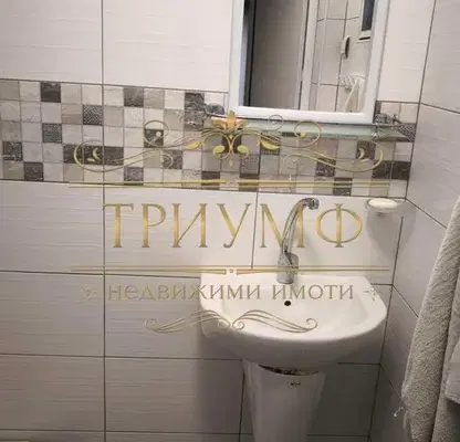 Снимка 5 — Къща с 2 стаи и двор във Виница с морска гледка