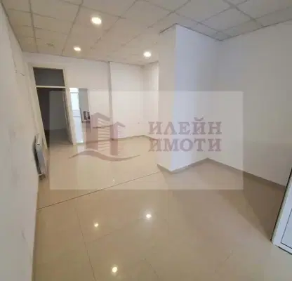 Photo 3 — Office in Ruse, Centyr