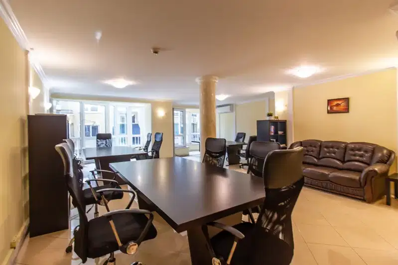 Office in Sofia, Centyr