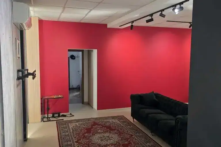 Офис в София, Център
