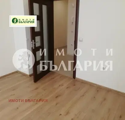Снимка 2 — Офис във Варна, Център