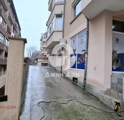 Снимка 3 — Гараж в Бургас, Братя Миладинови