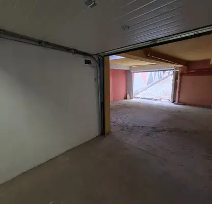 Photo 4 — Garage in Pleven, Idealen Centyr