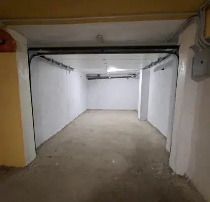 Photo 4 — Garage in Pleven, Idealen Centyr