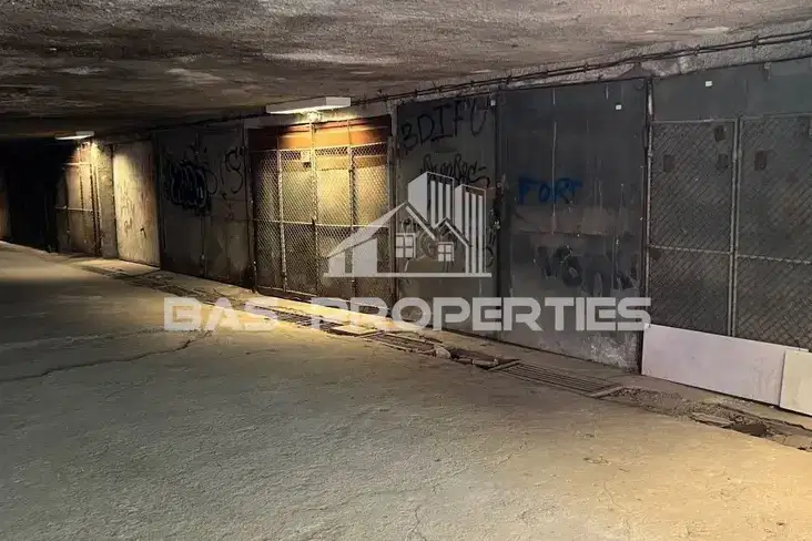 Garage in Sofia, Borovo