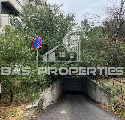Photo 3 — Garage in Sofia, Borovo