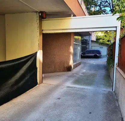Photo 3 — Garage in Sofia, Centyr