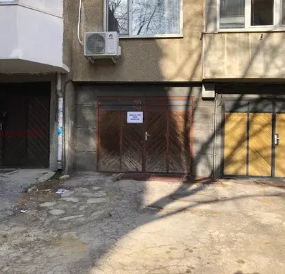 Снимка 5 — Гараж във Варна, Конфуто