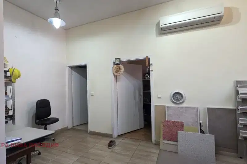 Магазин в Пловдив, Каменица 1