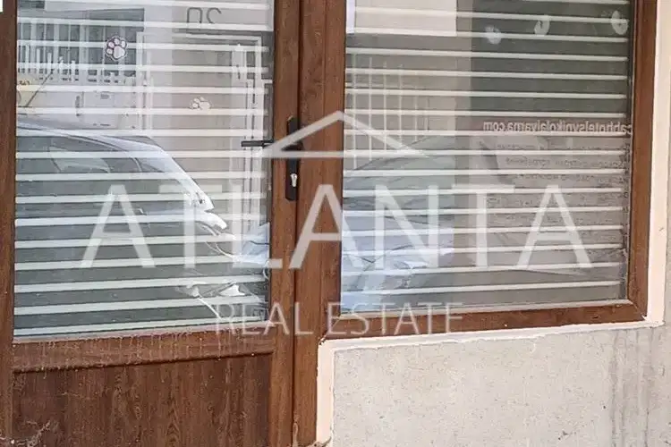 Shop in Varna, Centyr