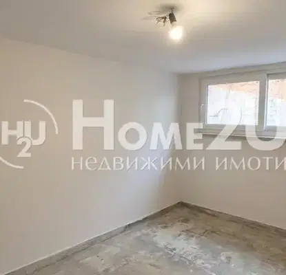 Снимка 4 — Двустаен апартамент в София, Център