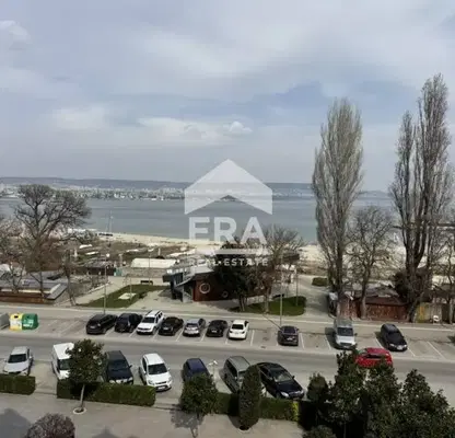 Снимка 4 — Тристаен апартамент с морска панорама в Аспарухово, Варна