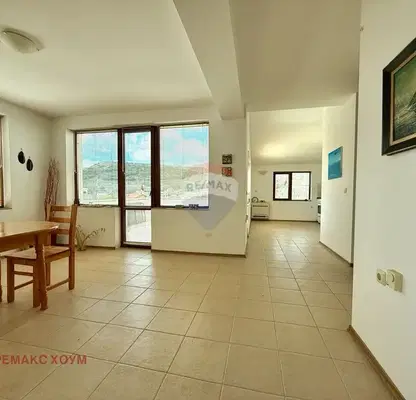 Photo 2 — 3-bedroom apartment in Oblast Dobrich, Balchik