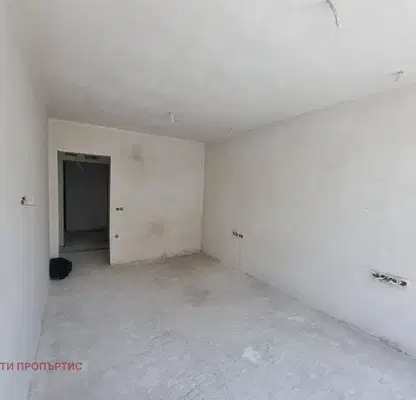 Снимка 4 — Тристаен апартамент в Благоев, Еленово 1
