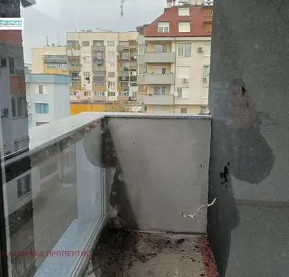Снимка 4 — Тристаен апартамент в Благоев, Еленово 2