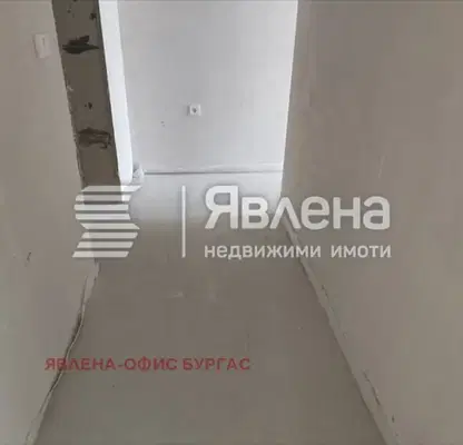 Снимка 3 — Двустаен апартамент в Братя Миладинови, Бургас с асансьор