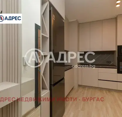 Снимка 2 — Тристаен апартамент с тераса в Изгрев, Бургас