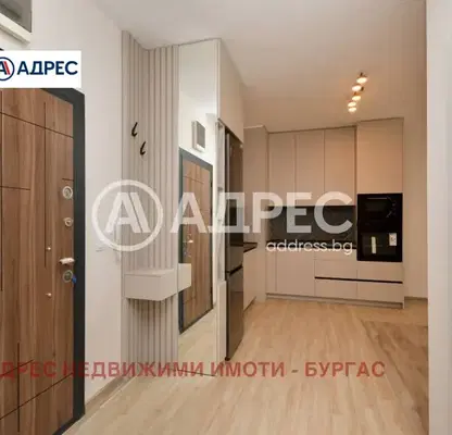 Снимка 3 — Тристаен апартамент с тераса в Изгрев, Бургас