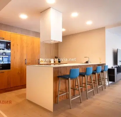 Photo 2 — 4-bedroom apartment in Burgas, Lazur
