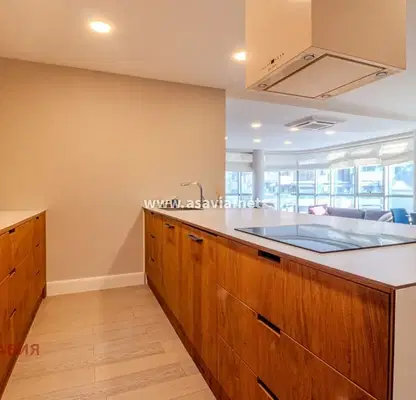 Photo 3 — 4-bedroom apartment in Burgas, Lazur