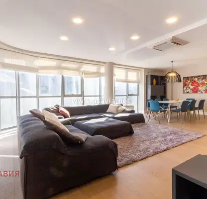 Photo 5 — 4-bedroom apartment in Burgas, Lazur