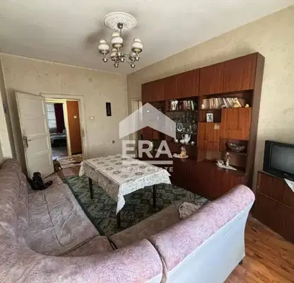 Снимка 5 — Многостаен апартамент в Хасково, Димитров