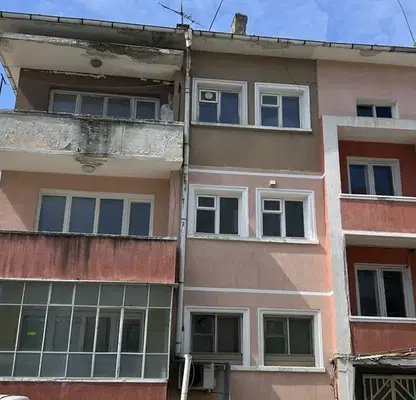 Снимка 2 — Тристаен апартамент в Добрич, Център