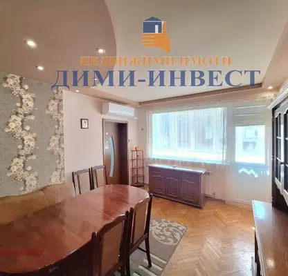 Снимка 3 — Тристаен апартамент в Добрич, Център