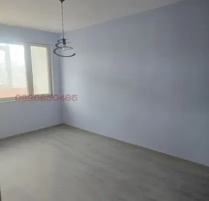 Photo 3 — Two-room apartment in Dobrich, Dunavite, southern insulated block