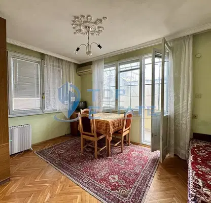 Photo 3 — 4-room apartment with two terraces in Gorna Oryahovitsa