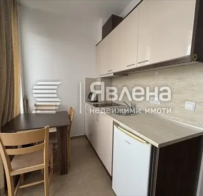 Снимка 2 — Едностаен апартамент в Бургас, к.к. Слънчев бряг