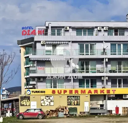 Снимка 5 — Едностаен апартамент в Бургас, к.к. Слънчев бряг