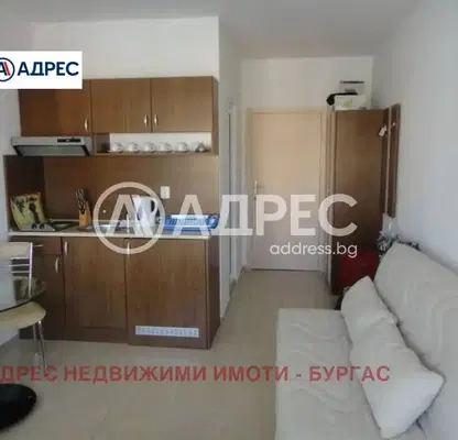 Снимка 4 — Едностаен апартамент в Бургас, к.к. Слънчев бряг