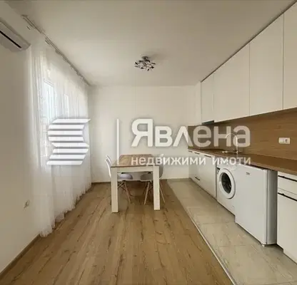 Снимка 2 — Двустаен апартамент в Бургас, к.к. Слънчев бряг