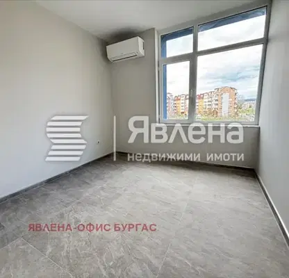 Снимка 4 — Двустаен апартамент в Бургас, к.к. Слънчев бряг