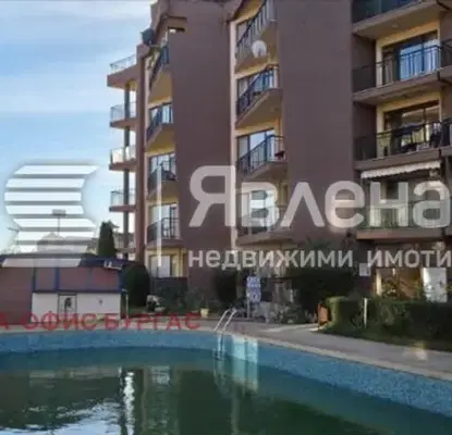 Снимка 2 — Двустаен апартамент в Бургас, к.к. Слънчев бряг
