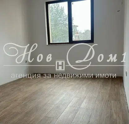 Снимка 3 — Двустаен апартамент в к.к. Св.Св. Константин и Елена