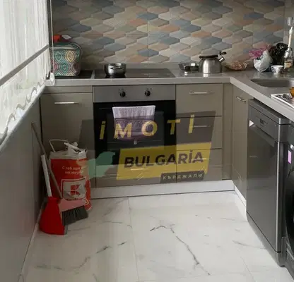 Снимка 5 — Двустаен апартамент в Кърджали, Възрожденци