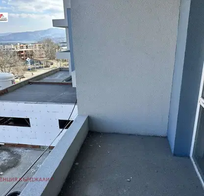 Снимка 5 — Тристаен апартамент в Кърджали, Възрожденци