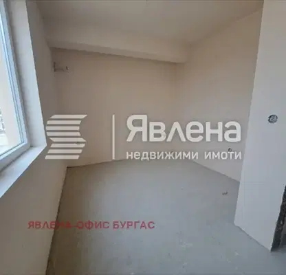 Снимка 4 — Двустаен апартамент в Бургас, Несебър