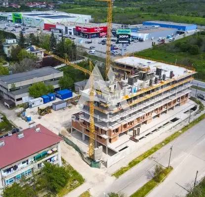 Снимка 5 — Многостаен апартамент в Плевен, Широк център