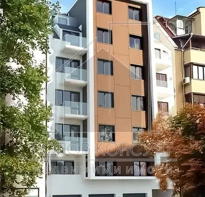 Photo 2 — Three-room apartment in Hristo Smirnenski with new-build